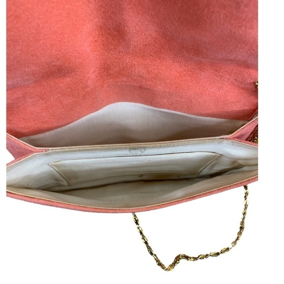 Vintage Coral Suede Clutch / Shoulder Bag with Gold Chain - Picture 7 of 11
